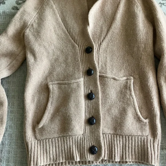 Women’s Madewell Button Sweater Size Small 100% Merino Wool Tan GUC - Picture 2 of 10